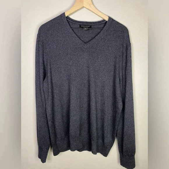 Banana Republic Silk Cashmere sweater Mens Large V Neck Blue luxury blend - Picture 4 of 5